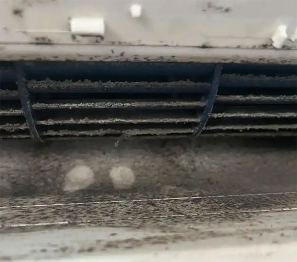 繁昌空调吹的风有股烧焦味是怎么回事